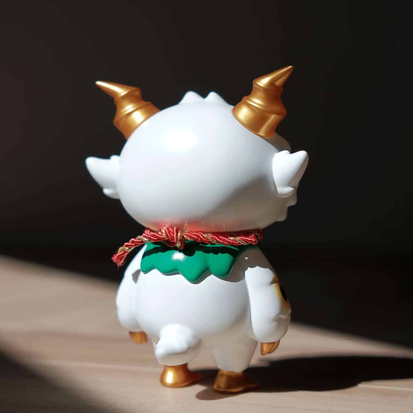 他的
